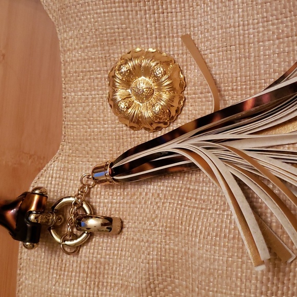 Basket weave look purse - Picture 4 of 16